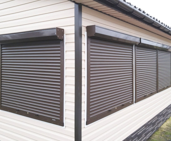 Рольставни на окна в Полтавской