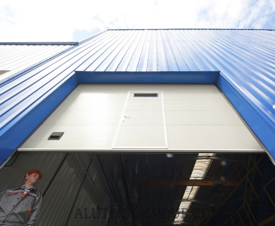 Промышленные ворота Алютех Protrend в Полтавской